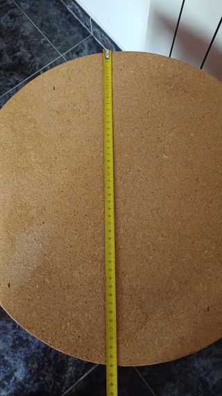 Mesita auxiliar de madera redonda