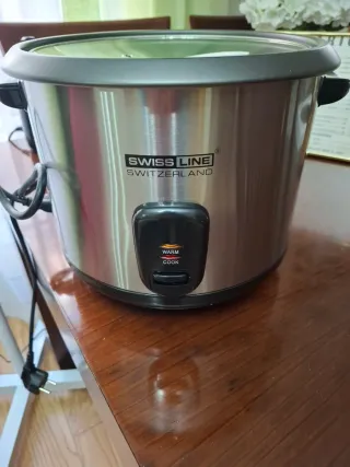 Olla Eléctrica SWISS LINE SW-22RC 2.2L