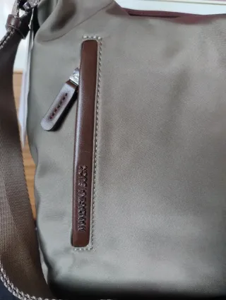 Bolso bandolera Mandarina Duck verde oliva