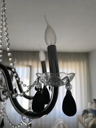 Lámpara de cristal de roca negra