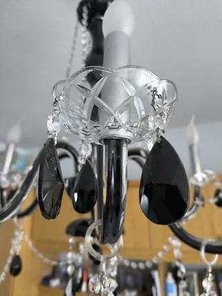 Lámpara de cristal de roca negra