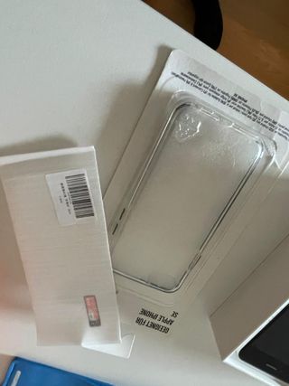 iPhone SE 2020 Blanco 64GB con caja y accesorios!!