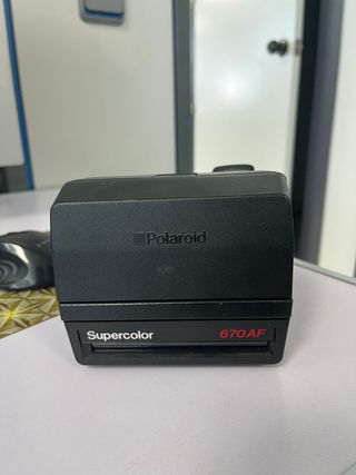 Cámara Polaroid 670AF Supercolor