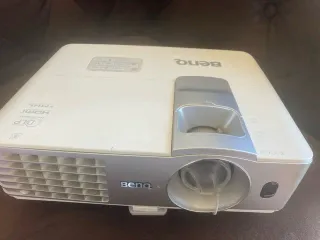 Proyector BenQ W1070 DLP