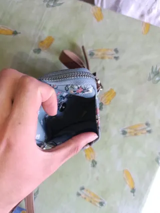 A estrenar bolso Cartera Paco Martínez Floral