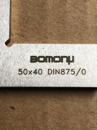 ESCUADRA LISA+C/SOMBRERO 050mm INOX DIN875/0 2P