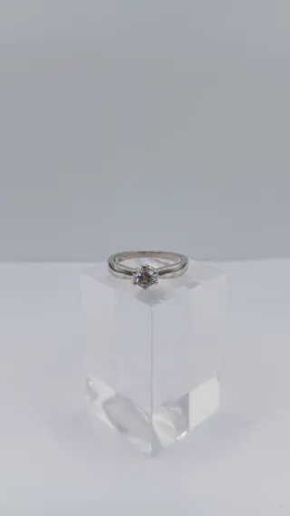 Sortija de plata.