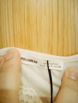 Camiseta tirantes encaje Pull & Bear Talla S