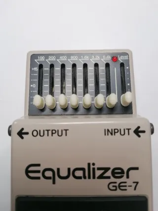 BOSS GE-7 Equalizer pedal ecualizador de guitarra