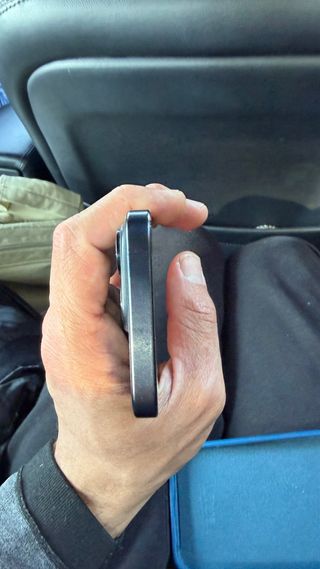 iPhone 15 Pro Azul Marino unico dueño y en caja