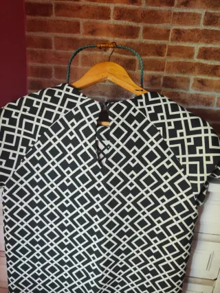 Vestido corto Zara estampado,
