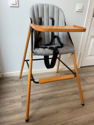 Trona de madera From