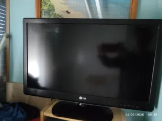 Televisor LG 25 Negro muy muy poco usado