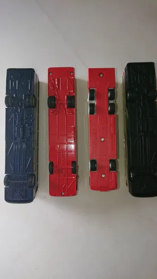 Lote Joal y Siku Autobuses Escala 1:50