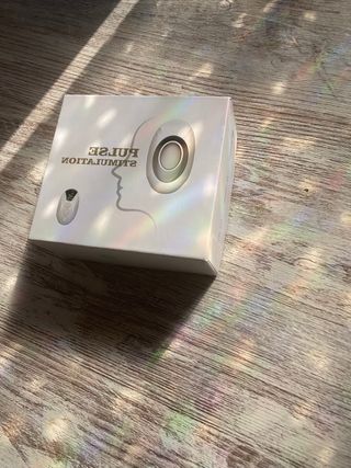 Estimulador de pulso facial