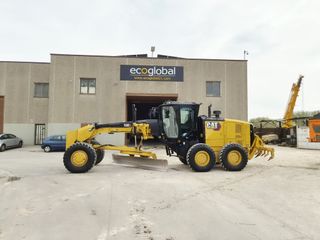 CATERPILLAR 140 AWD ***IMPECABLE***