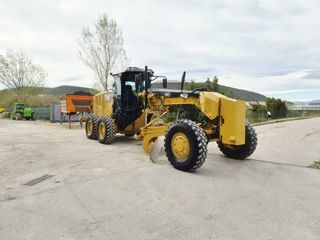 CATERPILLAR 140 AWD ***IMPECABLE***