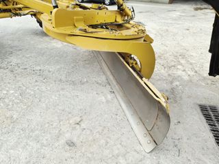 CATERPILLAR 140 AWD ***IMPECABLE***