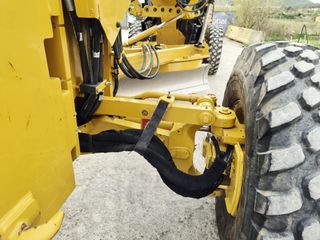 CATERPILLAR 140 AWD ***IMPECABLE***