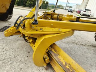CATERPILLAR 140 AWD ***IMPECABLE***