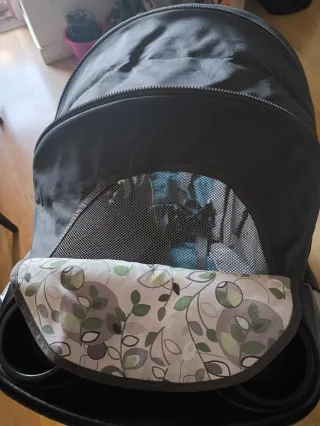 Cochecito de bebé  más funda de invierno y plástic