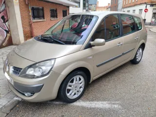 Renault Grand Scenic 2008