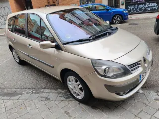 Renault Grand Scenic 2008