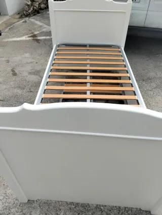 Cama nido blanca de madera