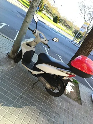 Honda Vision 110 Scooter 2011