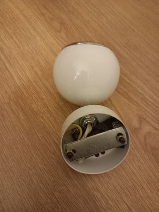 Lámpara de techo pequeña orientable