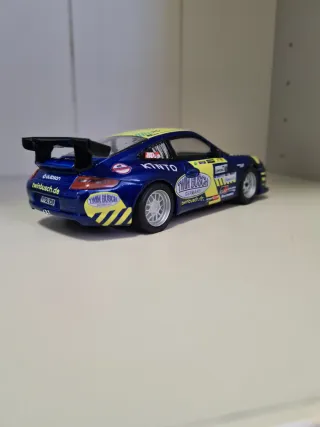 Scalextric Porsche Azul y Amarillo