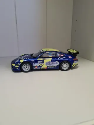 Scalextric Porsche Azul y Amarillo