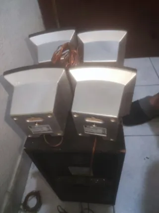 Altavoces LG Home Cinema Negro/Plata