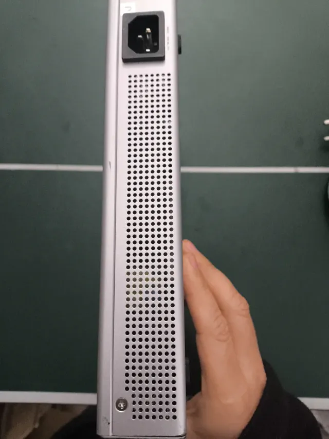 Switch Gigabit PoE Unifi Ubiquiti