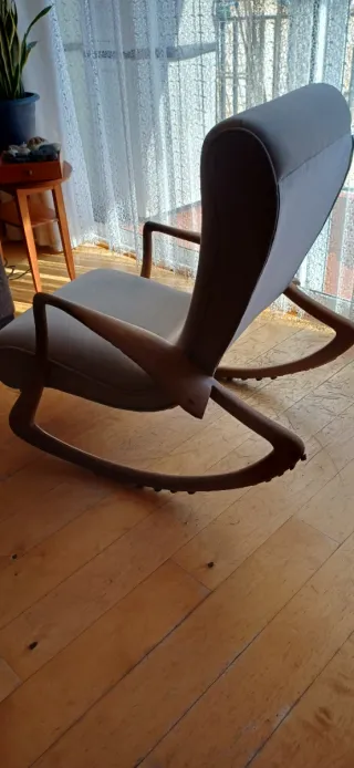 Sillón balancín vintage madera roble