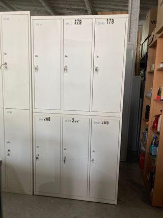 Taquillas metálicas dobles 6 puertas