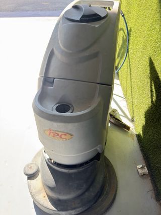 Fregadora industrial a batería Cleantime 40