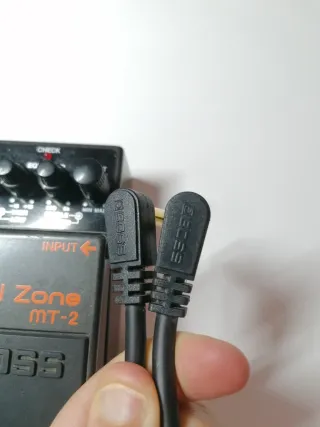 BOSS MT-2 Metal Zone pedal de guitarra