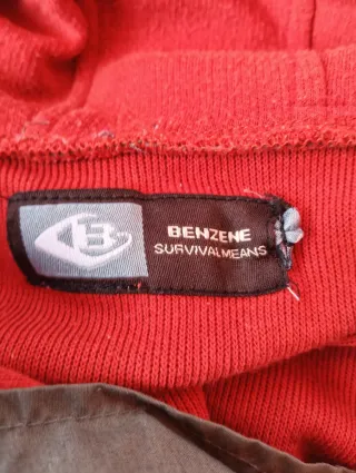 Felpa con cappuccio uomo rossa e verde