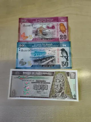 Lote 3 billetes mundiales sin circular