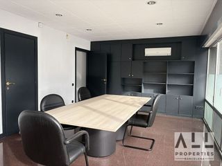 Oficina en alquiler en Fort Pienc en Barcelona