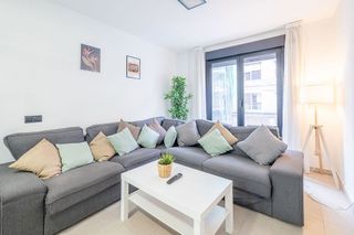 Piso en alquiler en Santa Catalina - Canteras en Palmas de Gran Canaria(Las)