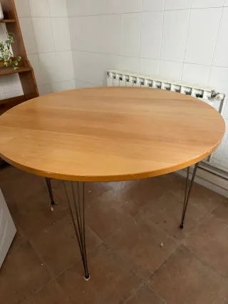 Mesa redonda madera y metal