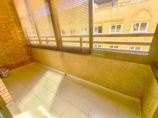 Piso en alquiler en Ensanche - Diputación en Alicante