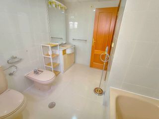 Piso en alquiler en Ensanche - Diputación en Alicante