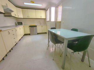 Piso en alquiler en Ensanche - Diputación en Alicante