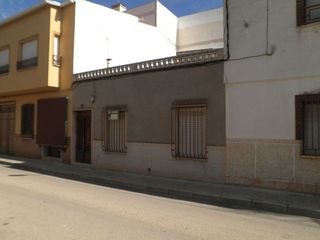 Casa pareada en venta en Tomelloso