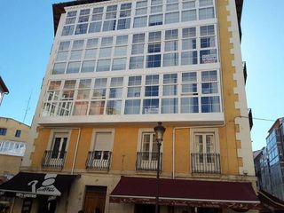 Piso en alquiler en Plaza España - Villa Pilar - Reyes Católicos - Vadillos en Burgos