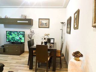 Piso en venta en La Torre en Valencia