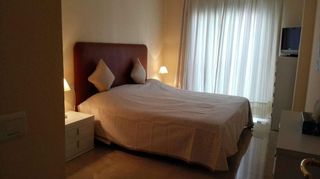 Piso en venta en Puerto de la Duquesa en Manilva